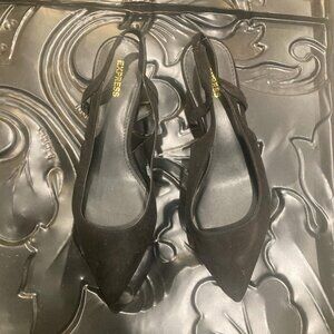 Sling back pumps